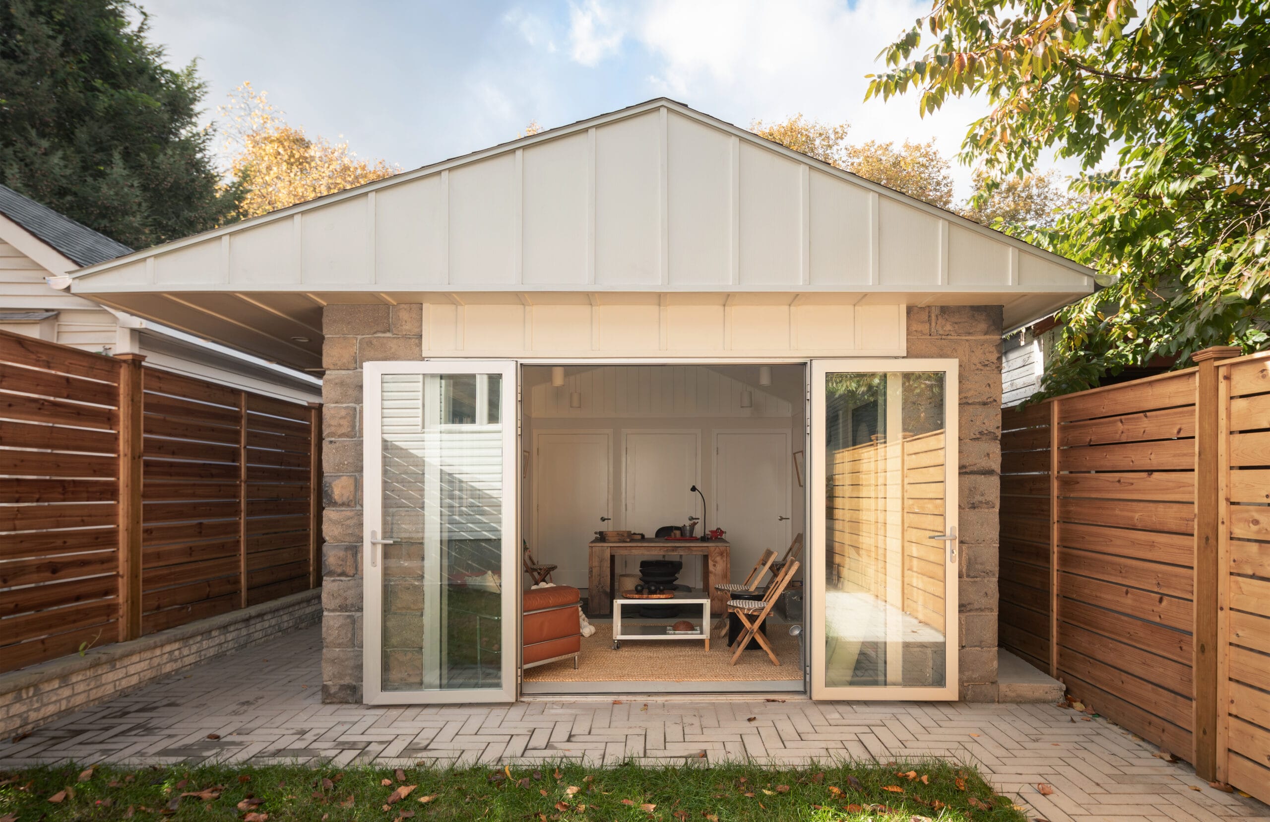 Forest Hills Living Annex – A Contemporary Garage Conversion In Queens